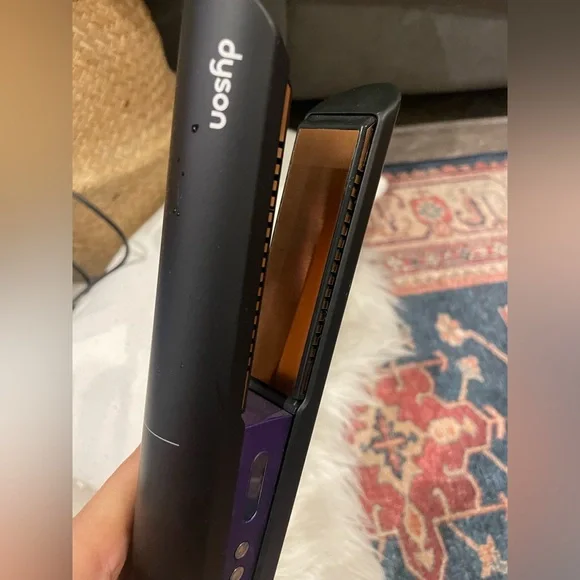 Dyson Corrale Straightener - Picture 2 of 9